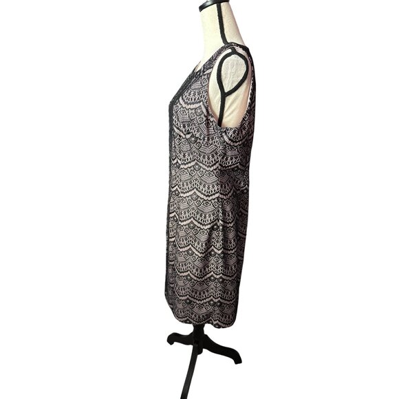 Jessica Simpson Dress Black Lace Bonded Nude Underlay Sleeveless Size 14 - Picture 5 of 7